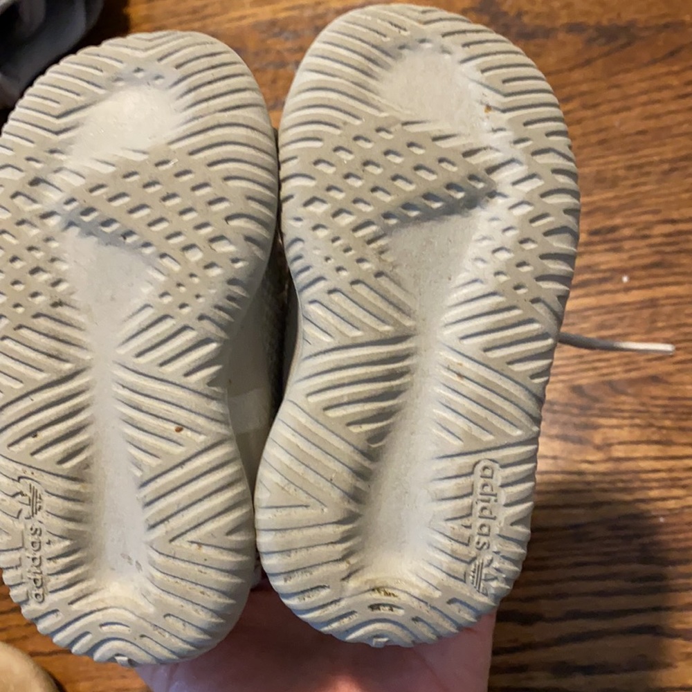 Adidas - Picture 4 of 4